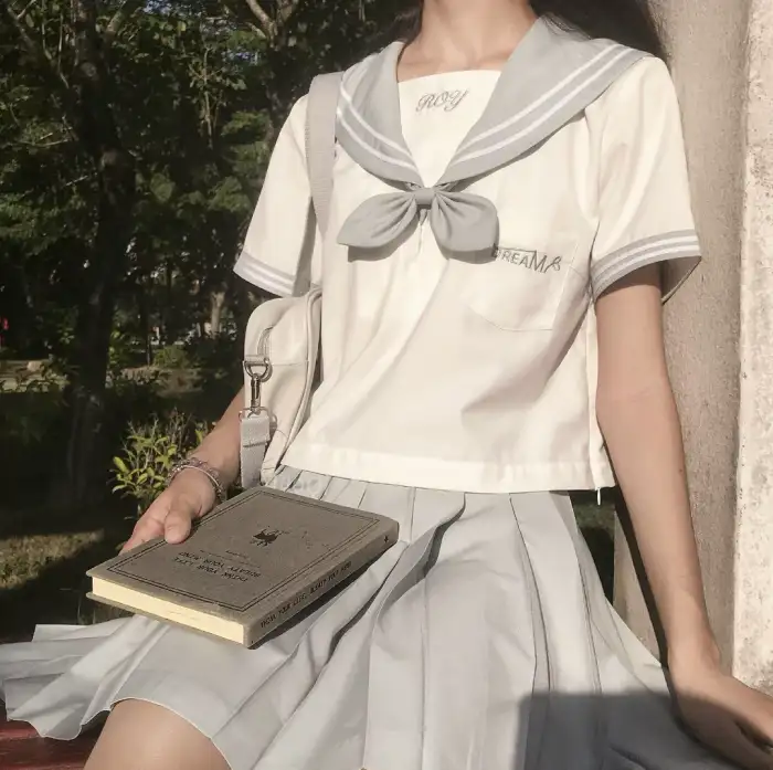 过激恋黏着兽~因为想成为网络配信者的女朋友~